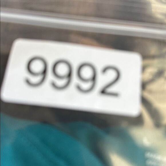 NWT Women’s Teal V Neck Short Sleeve Holiday Graphic T-Shirt “Joyful” - Size L - Picture 5 of 5